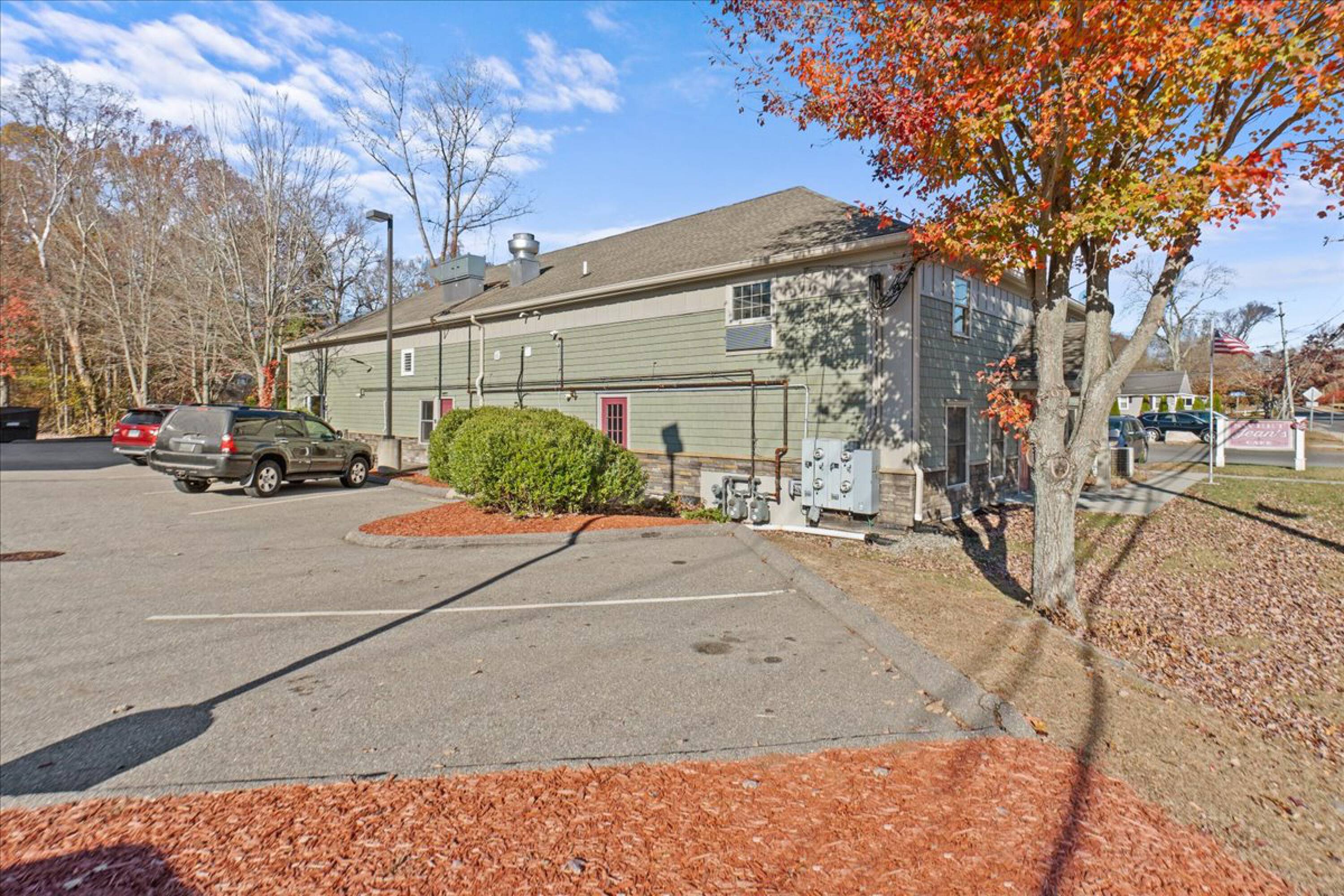 Commercial Property for Sale in East Hampton Connecticut 06424